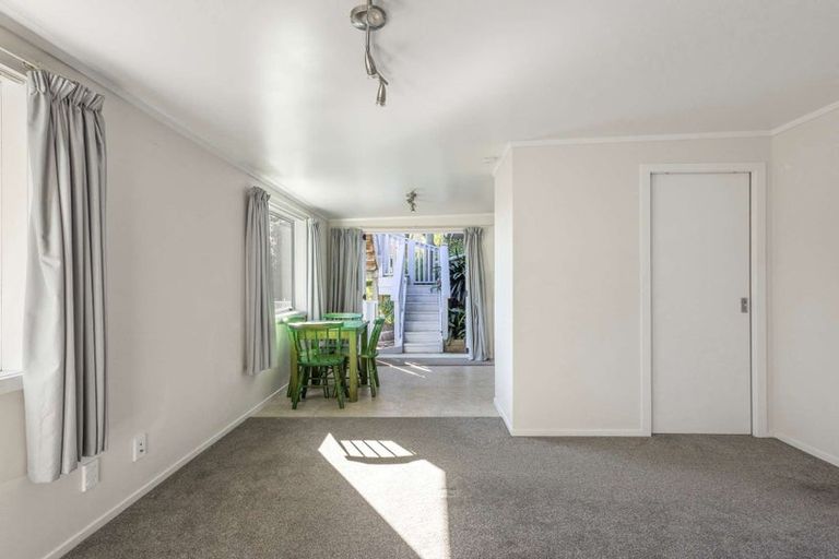Photo of property in 9 Kowhai Road, Bluff Hill, Napier, 4110