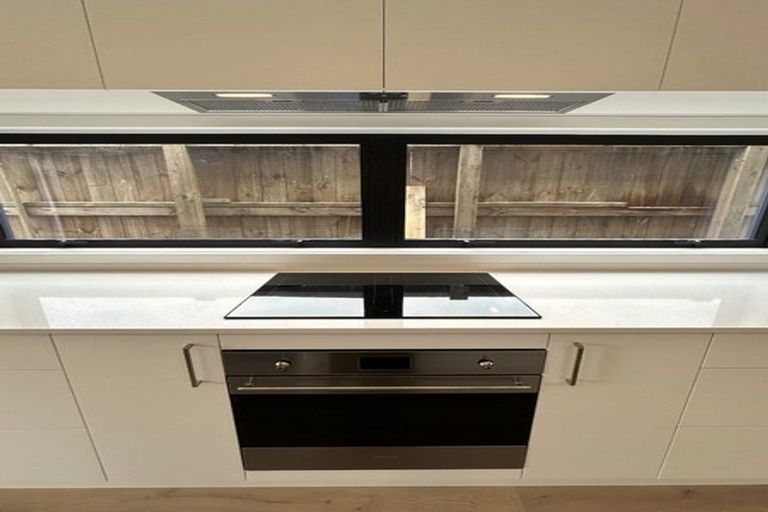 Photo of property in 123 Normandale Road, Normandale, Lower Hutt, 5010