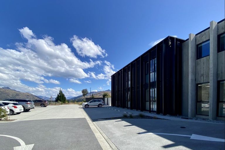 Photo of property in 1/14 Twelfth Avenue, Tauranga South, Tauranga, 3112