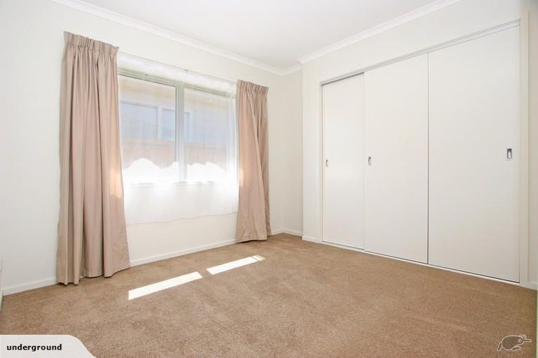 Photo of property in 58 Kenderdine Road, Papatoetoe, Auckland, 2025