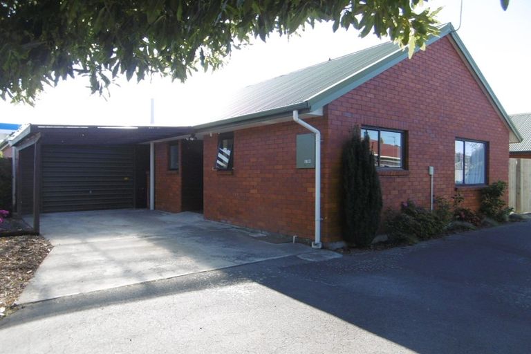 Photo of property in 1/9b Prestons Road, Redwood, Christchurch, 8051