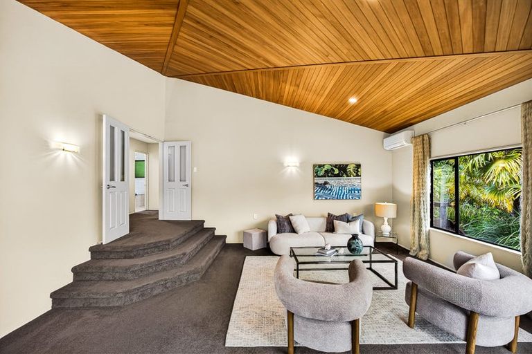 Photo of property in 73m Park Rise, Campbells Bay, Auckland, 0630