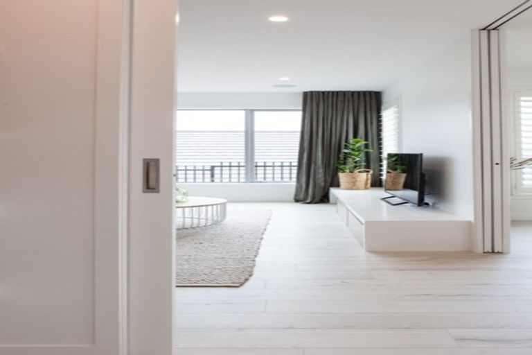 Photo of property in 1 Dulverton Rise, Flagstaff, Hamilton, 3210