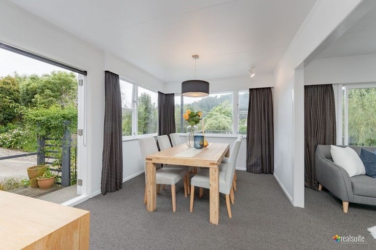 Photo of property in 24 Jocelyn Crescent, Pinehaven, Upper Hutt, 5019