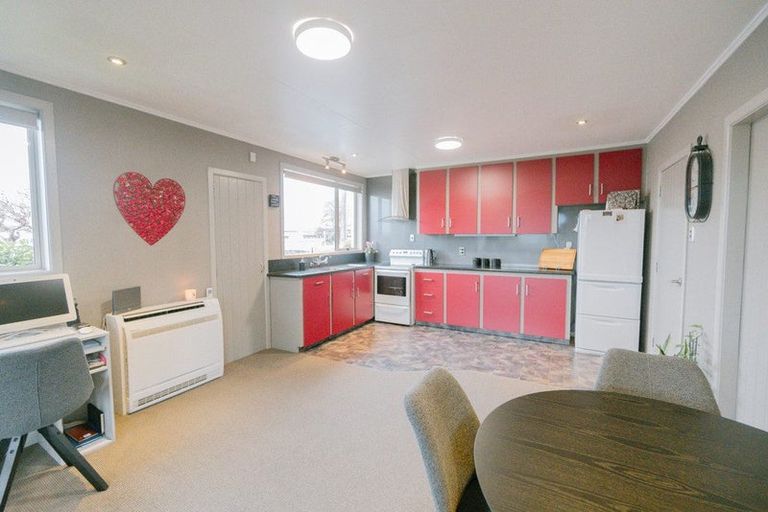 Photo of property in 45 Robertson Street, Gore, 9710