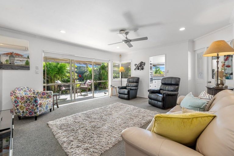 Photo of property in 4 Palm Court, Mount Maunganui, 3116