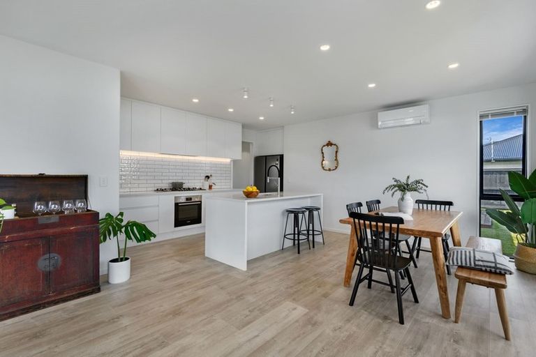 Photo of property in 12 Muirhill Street, Halswell, Christchurch, 8025