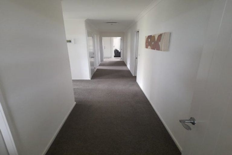 Photo of property in 20 Roseberry Place, Whitianga, 3510