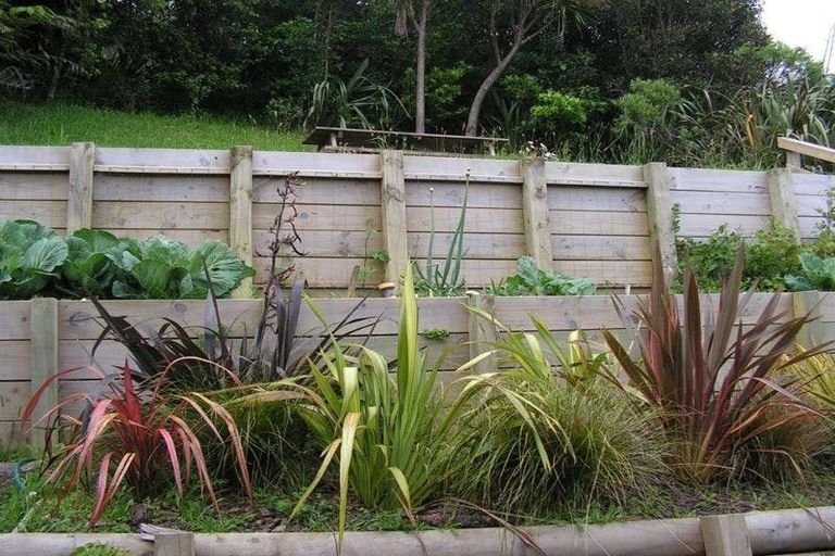 Photo of property in 44 Winston Street, Crofton Downs, Wellington, 6035