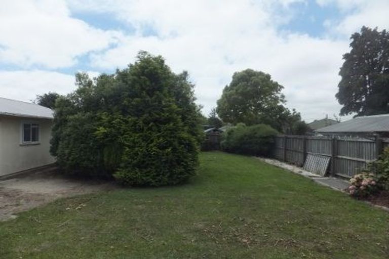 Photo of property in 16 Mclellan Place, Ilam, Christchurch, 8041