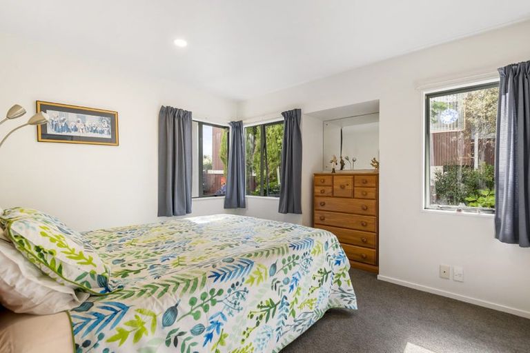 Photo of property in 1/20 Tui Glen Road, Birkenhead, Auckland, 0626