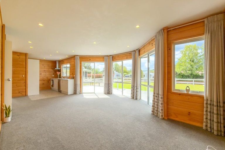 Photo of property in 17 Station Road, Puriri, Thames, 3578