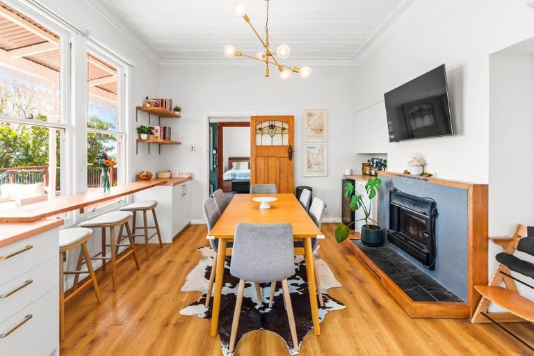 Photo of property in 14 Bangor Terrace, Kew, Dunedin, 9012