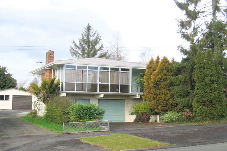 Photo of property in 28 Thomson Avenue, Dinsdale, Hamilton, 3204