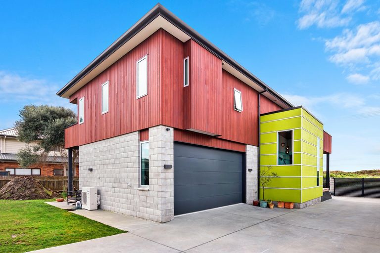 Photo of property in 44 Broadway Road, Waihi Beach, 3611