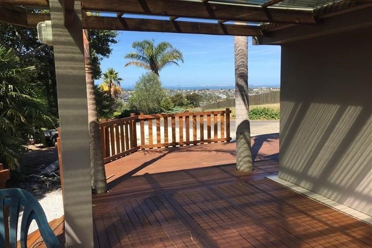 Photo of property in 177 Lonely Track Road, Albany Heights, Auckland, 0632