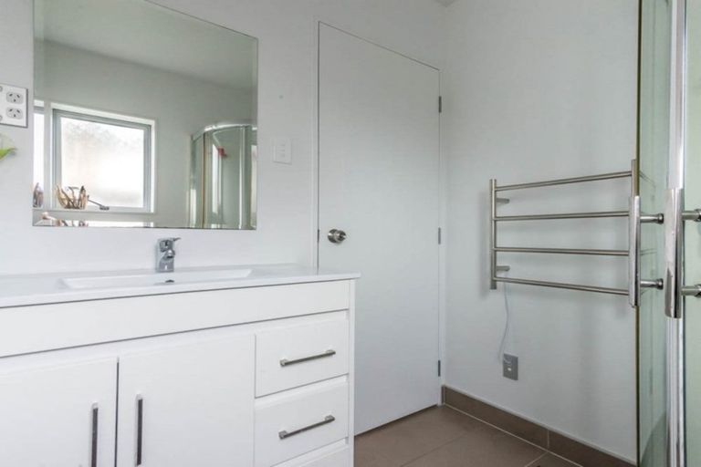 Photo of property in 40/68 Fonteyn Street, Avondale, Auckland, 1026