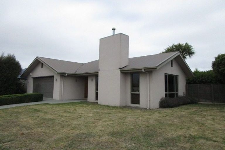 Photo of property in 3 Wedmore Close, Burwood, Christchurch, 8083