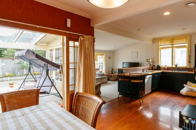 Photo of property in 51 Dahlia Street, Palmerston North, 4410