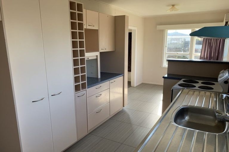 Photo of property in 70 Angelo Avenue, Howick, Auckland, 2014