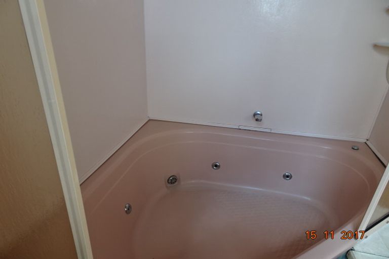 Photo of property in 106 Windsor Road, Bellevue, Tauranga, 3110