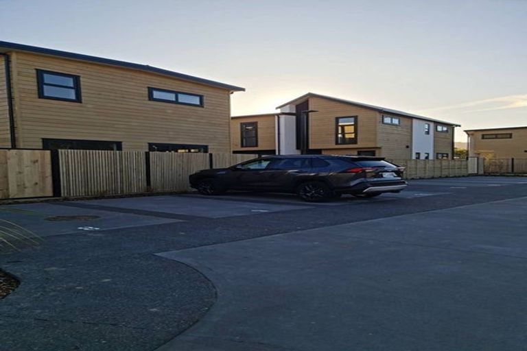 Photo of property in 11/35 Rata Street, Naenae, Lower Hutt, 5011