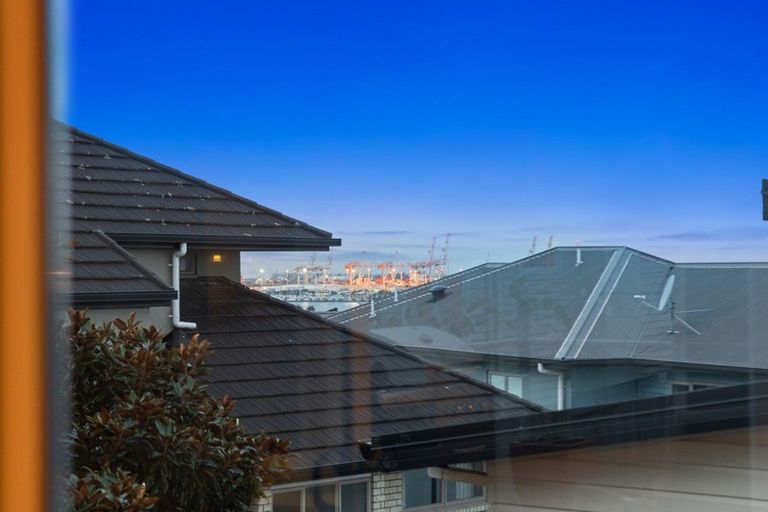 Photo of property in 10b Whitaker Street, Otumoetai, Tauranga, 3110