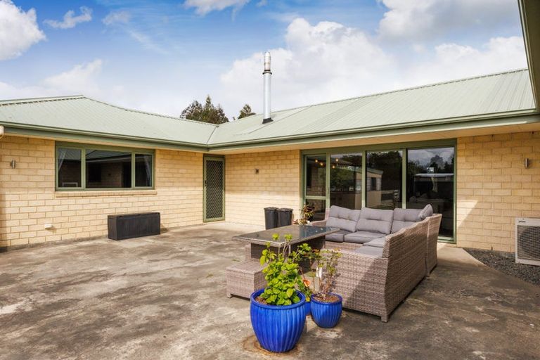 Photo of property in 4 Paradise Avenue, Feilding, 4775