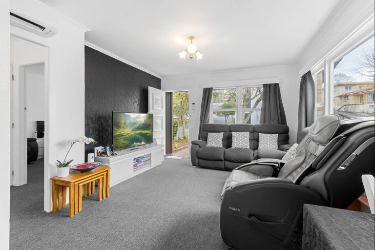 Photo of property in 94 Aurora Terrace, Hillcrest, Hamilton, 3216