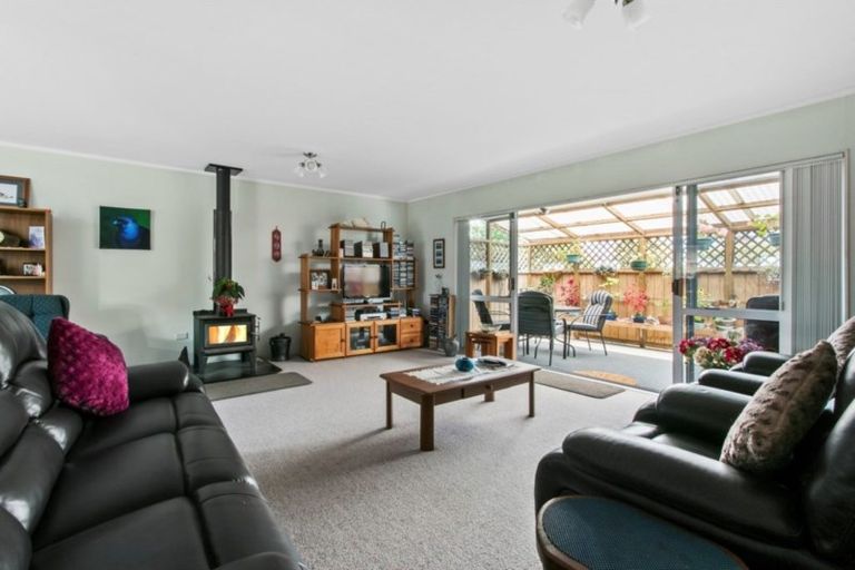 Photo of property in 14 Levley Lane, Katikati, 3129