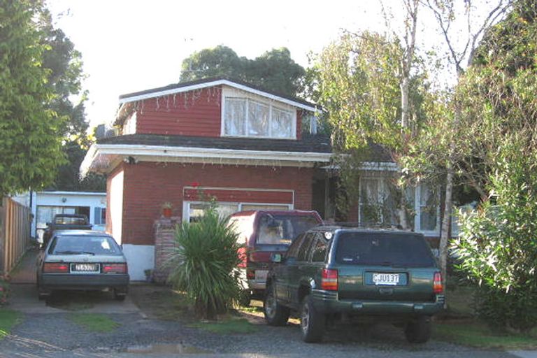 Photo of property in 146 Hepburn Road, Glendene, Auckland, 0602