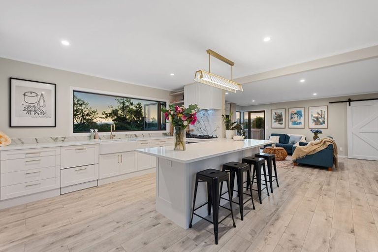 Photo of property in 1327 Leigh Road, Matakana, Warkworth, 0985