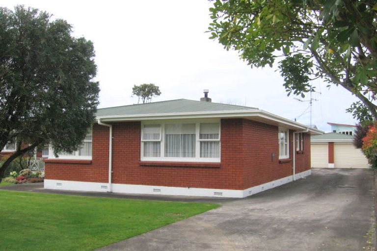 Photo of property in 433 Otumoetai Road, Otumoetai, Tauranga, 3110