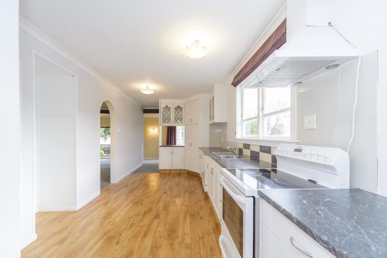 Photo of property in 5 Hartley Place, Awapuni, Palmerston North, 4412