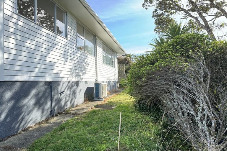 Photo of property in 8 Erris Street, Johnsonville, Wellington, 6037