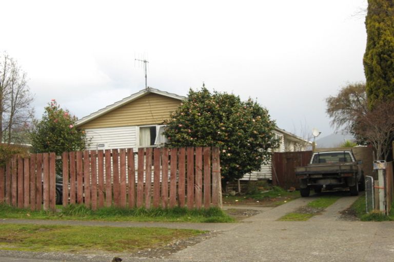 Photo of property in 6 Tureiti Place, Turangi, 3334