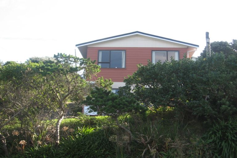 Photo of property in 39 Whanake Street, Titahi Bay, Porirua, 5022