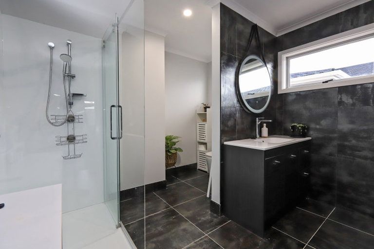 Photo of property in 32 Konini Crescent, Pirimai, Napier, 4112