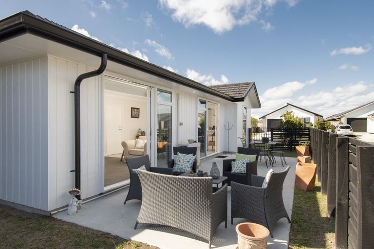 Photo of property in 12 Fontana Street, Papamoa, 3118