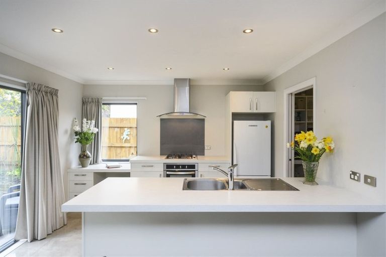 Photo of property in 11a Margaret Street, Roslyn, Palmerston North, 4414