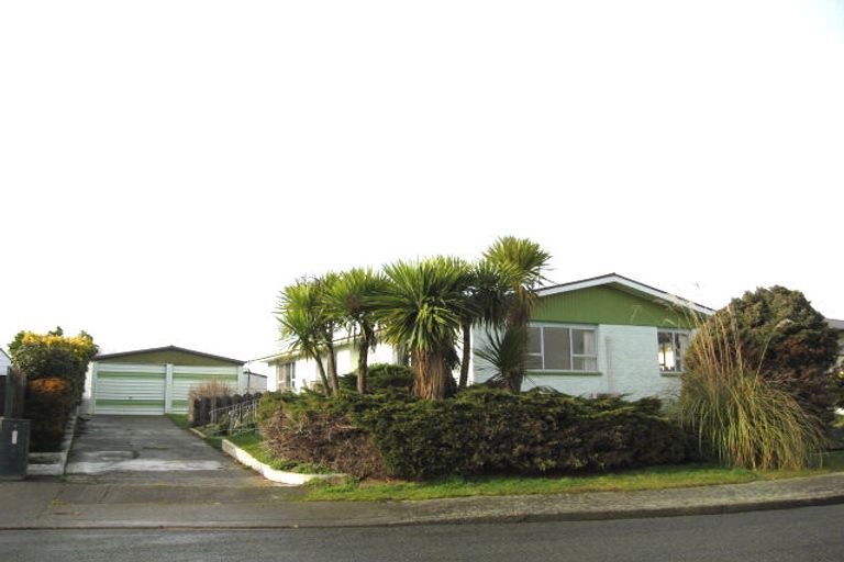 Photo of property in 63 O'byrne Place, Waikiwi, Invercargill, 9810