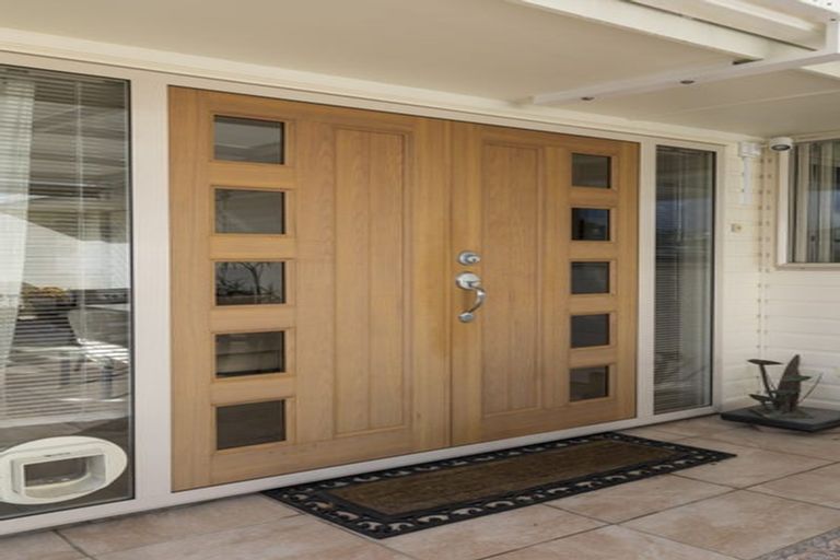 Photo of property in 7b Nukumea Common, Orewa, 0931