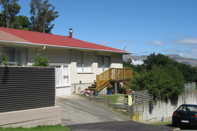 Photo of property in 44 Hawkhurst Road, Lyttelton, 8082