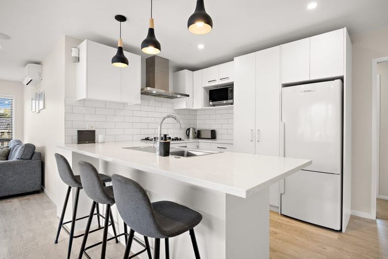 Photo of property in 60 Matua Road, Huapai, Kumeu, 0810