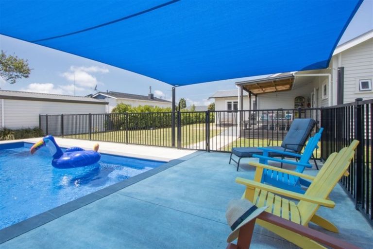 Photo of property in 16 Park Road, Katikati, 3129