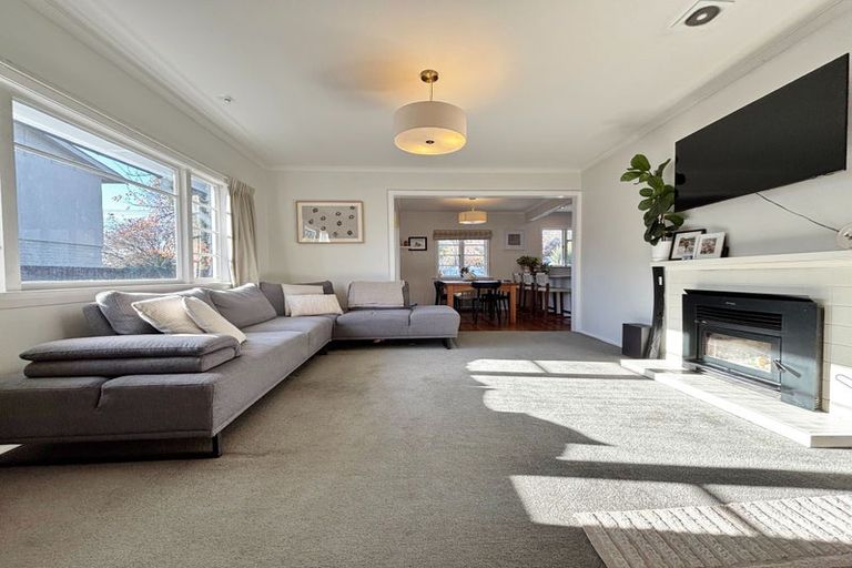 Photo of property in 65 Windermere Road, Papanui, Christchurch, 8053