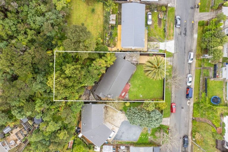 Photo of property in 5 John Street, Stokes Valley, Lower Hutt, 5019