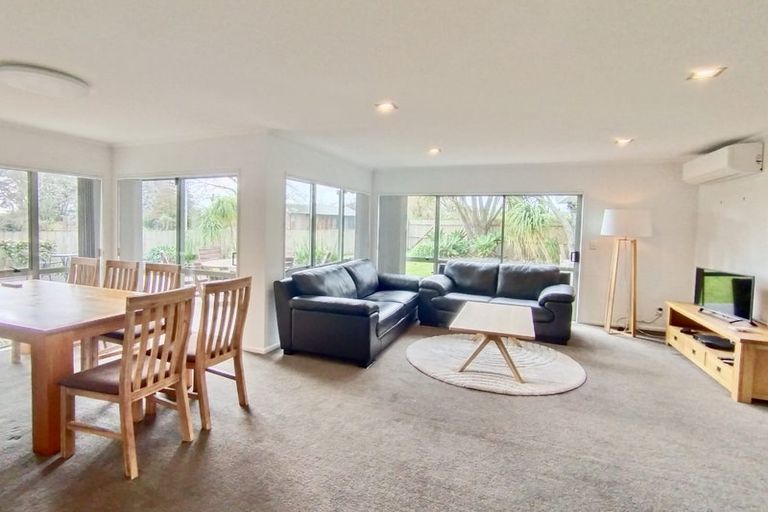 Photo of property in 15 Aspatria Place, Northpark, Auckland, 2013