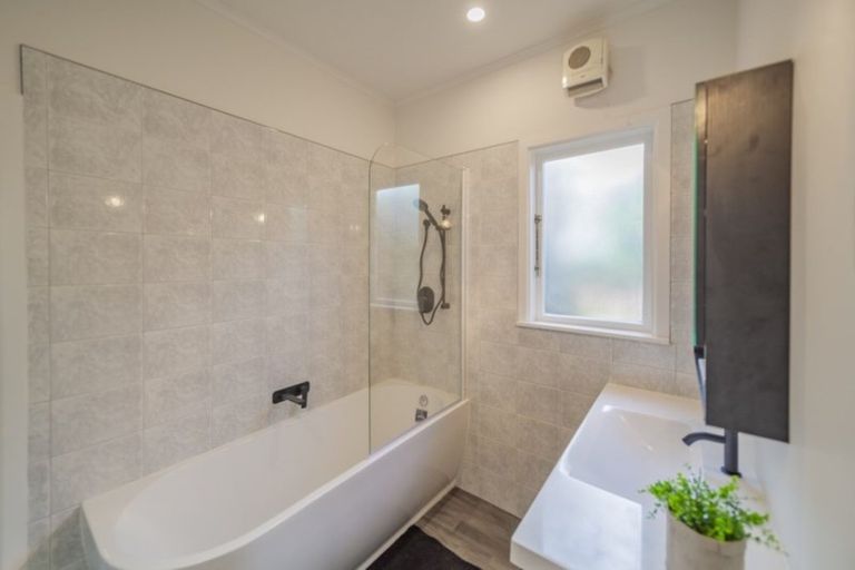 Photo of property in 57 Riverbend Road, Onekawa, Napier, 4110