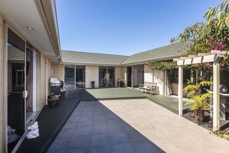 Photo of property in 16 Torrey Pines, Waimairi Beach, Christchurch, 8083